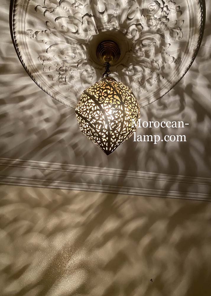 Suspension marocaine, plafond  